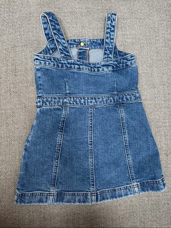NWOT- Denim Button-Front Dress in Medium Blue - Picture 4 of 8